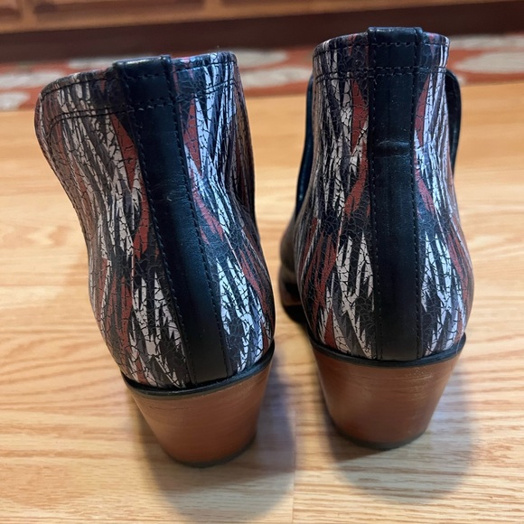 ❣️Ariat Dixon Booties❣️ - Picture 3 of 3